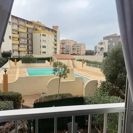 T2 Cabine, Piscine, Parking, Pres Cap D'agde - Fr-1-749-76